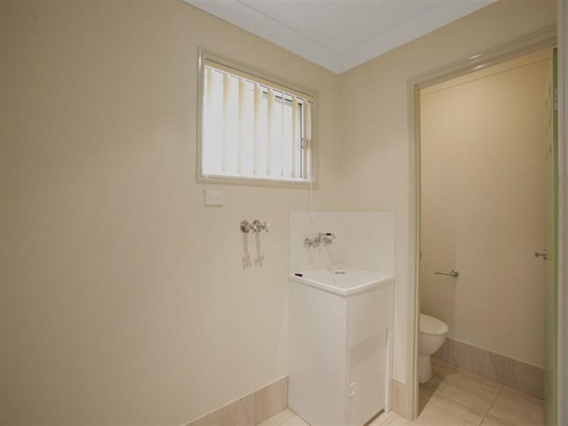 2/7 Warde Street, Scarborough QLD 4020