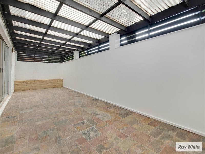 96 Tait Avenue, Kanahooka NSW 2530