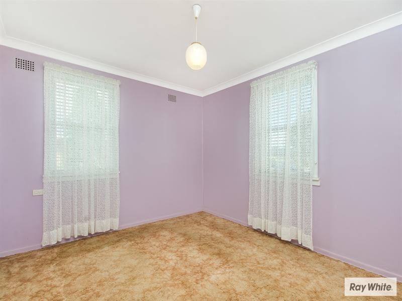 46 Eleebana Crescent, Koonawarra NSW 2530