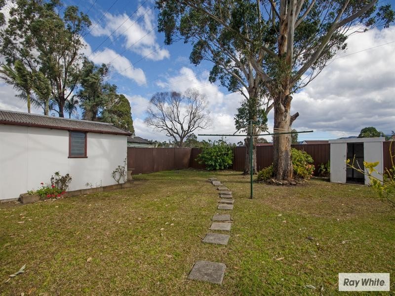 46 Eleebana Crescent, Koonawarra NSW 2530