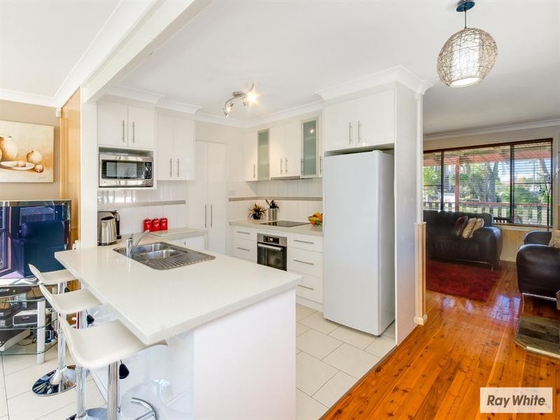 20 Blakemore Avenue, Kanahooka NSW 2530