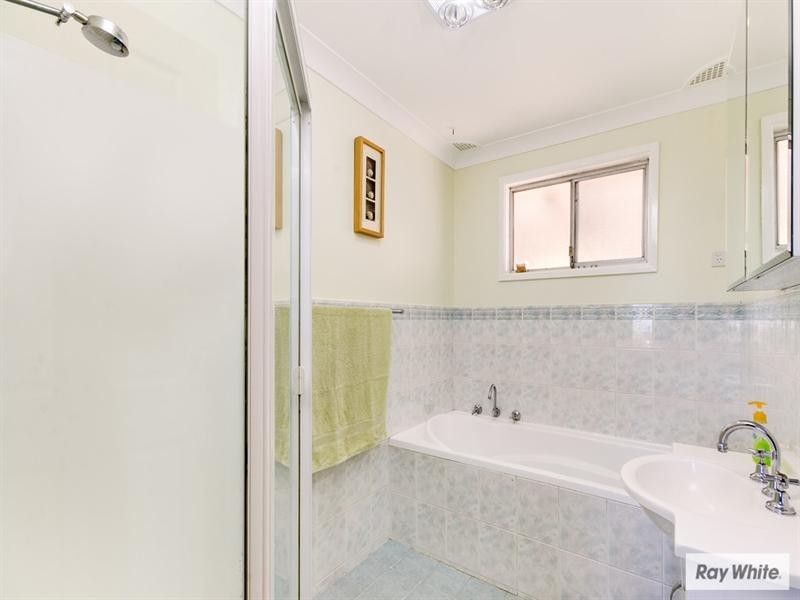 20 Blakemore Avenue, Kanahooka NSW 2530