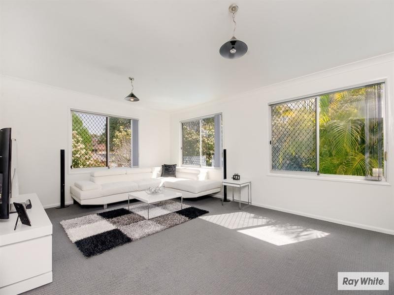 4 Dimond Avenue, Kanahooka NSW 2530