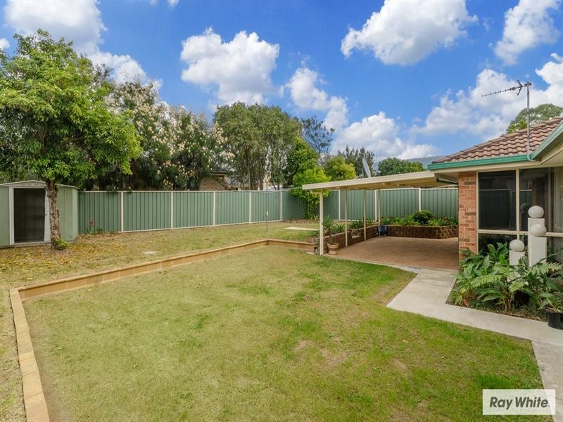 65 Huxley Drive, Horsley NSW 2530