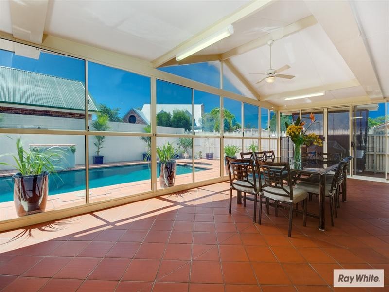 4 Harriet Spearing Drive, Woonona NSW 2517