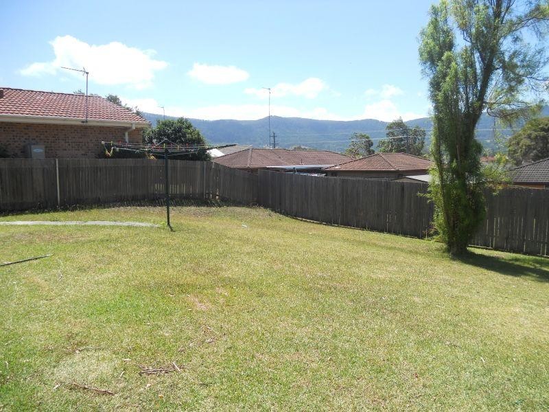 10 Throsby Avenue, Horsley NSW 2530