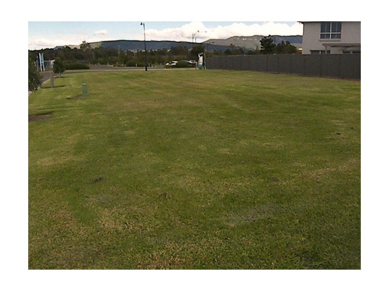 4 WATERVIEW Avenue, Haywards Bay NSW 2530