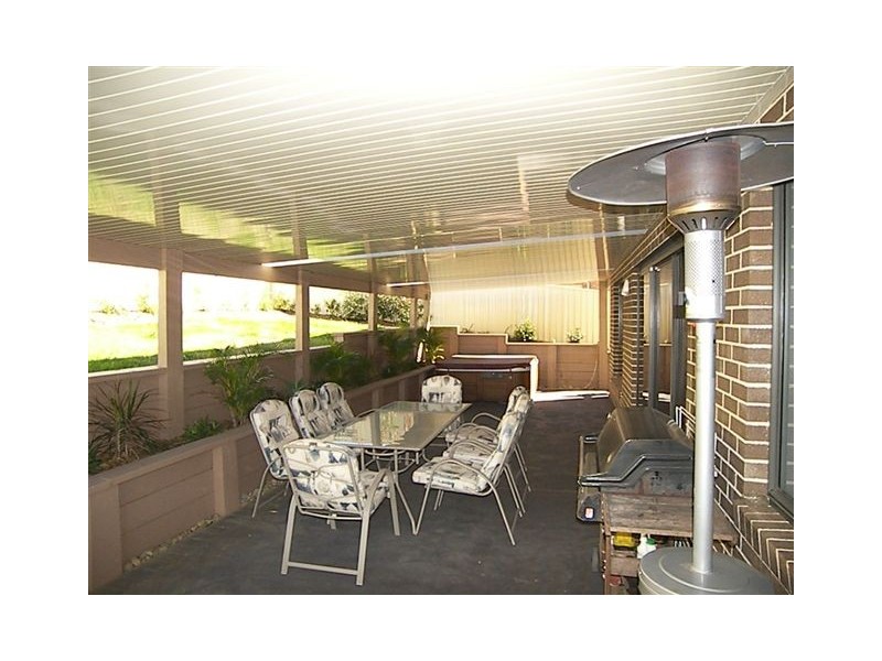 41 MURRA MURRA Road, Kanahooka NSW 2530