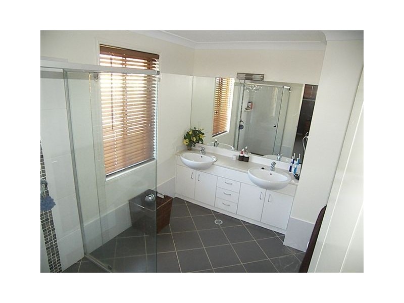 41 MURRA MURRA Road, Kanahooka NSW 2530