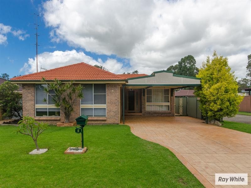 9 Greenbrook Place, Horsley NSW 2530