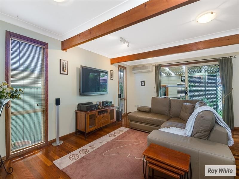 9 Greenbrook Place, Horsley NSW 2530