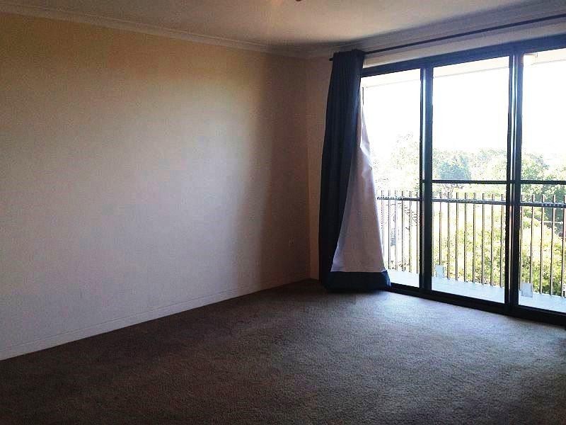12/16 Woodlawn Avenue, Mangerton NSW 2500