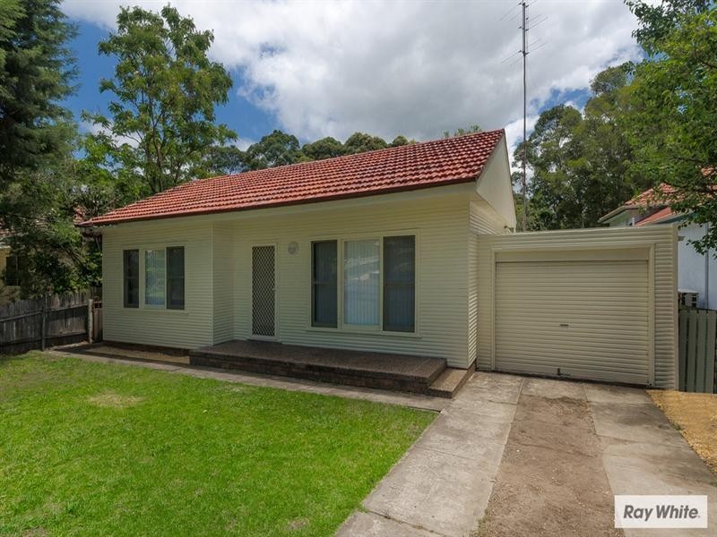 50 Prince Edward Drive, Dapto NSW 2530