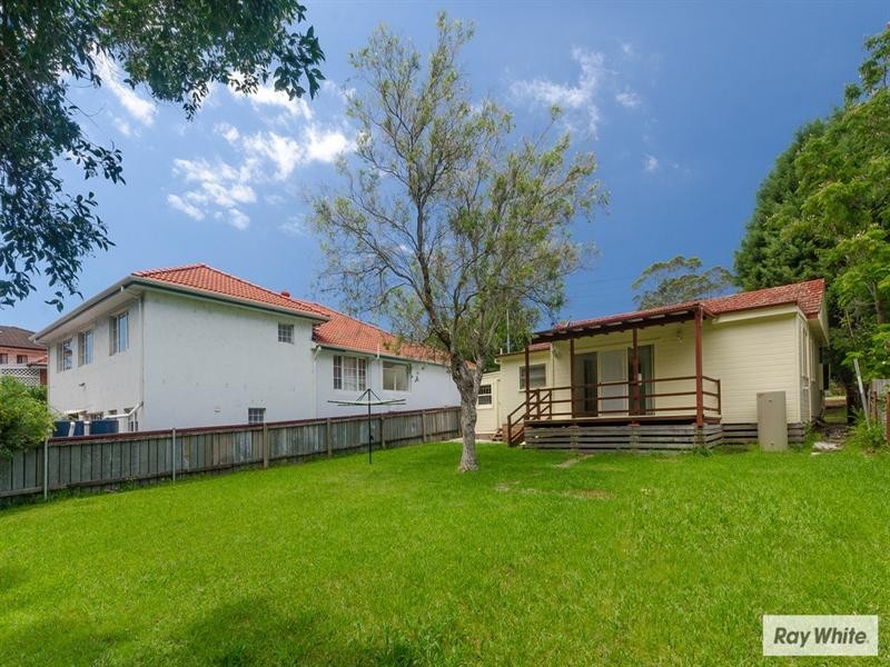 50 Prince Edward Drive, Dapto NSW 2530