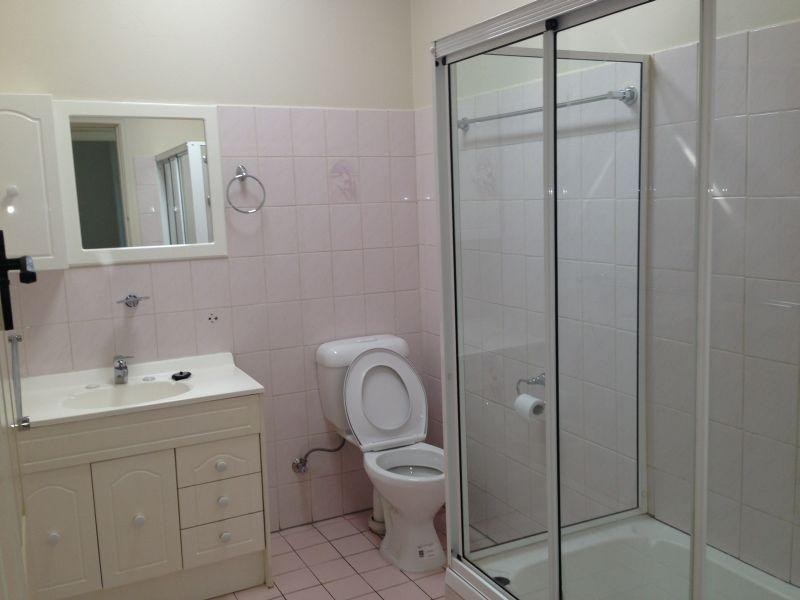 8 Lakelands Drive, Dapto NSW 2530