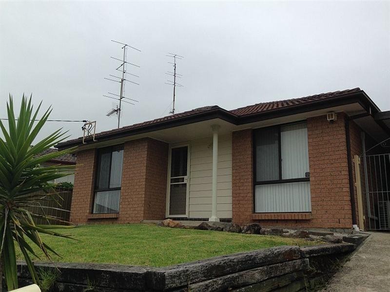 24 Laver Road, Dapto NSW 2530