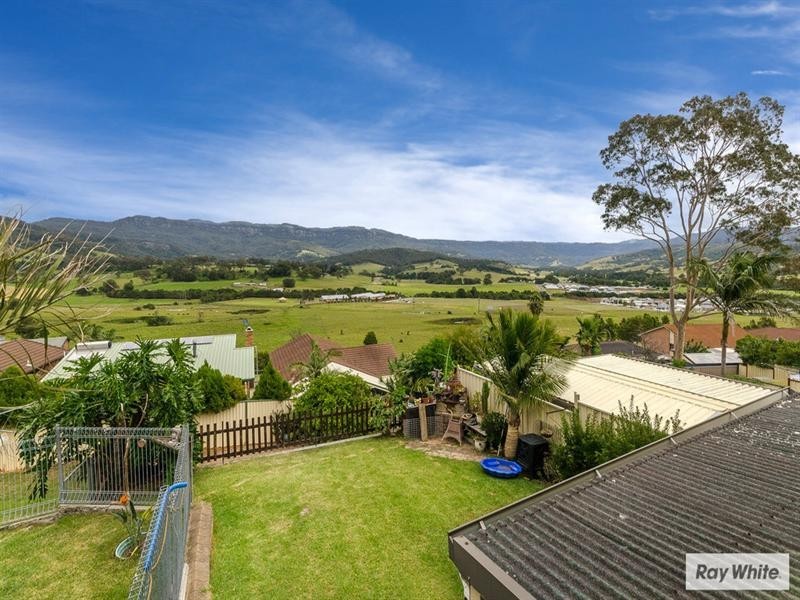 28 Crest Road, Albion Park NSW 2527