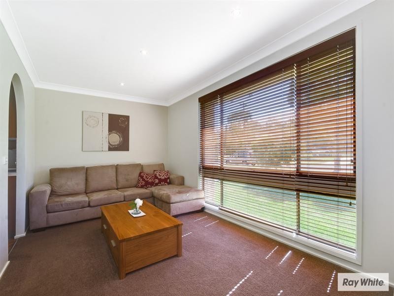 8 Manuka Avenue, Dapto NSW 2530