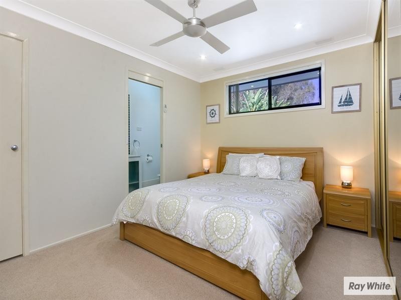 8 Manuka Avenue, Dapto NSW 2530