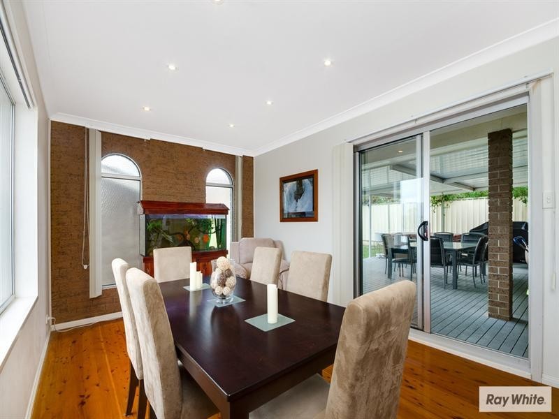 10 Cannon Street, Dapto NSW 2530