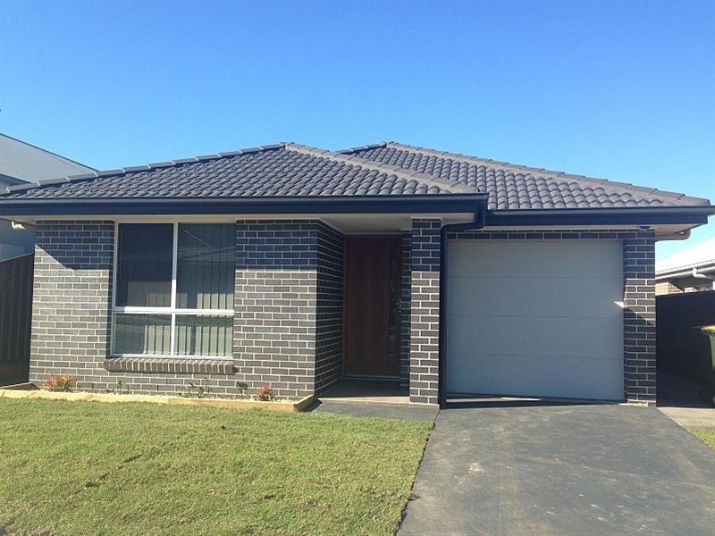 27 Brooks Reach Road, Horsley NSW 2530