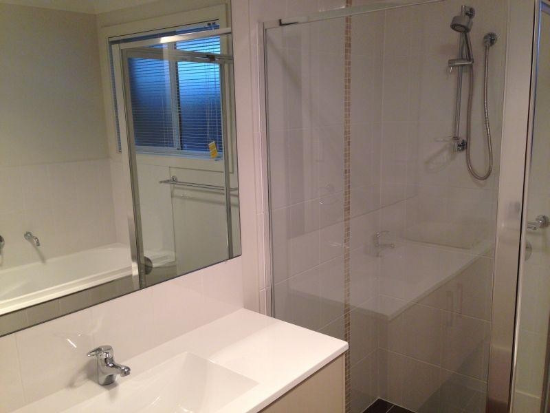 27 Brooks Reach Road, Horsley NSW 2530