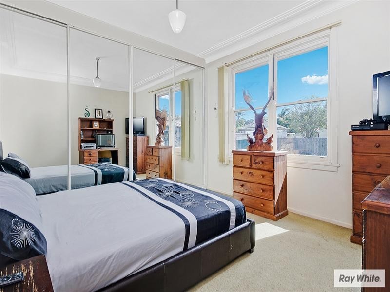 18 Burke Way, Berkeley NSW 2506