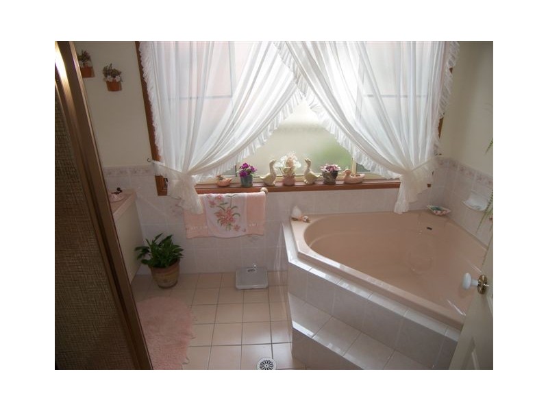 4 Lauren Place, Dapto NSW 2530