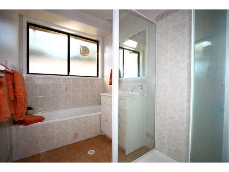 12 Woodridge Road, Horsley NSW 2530