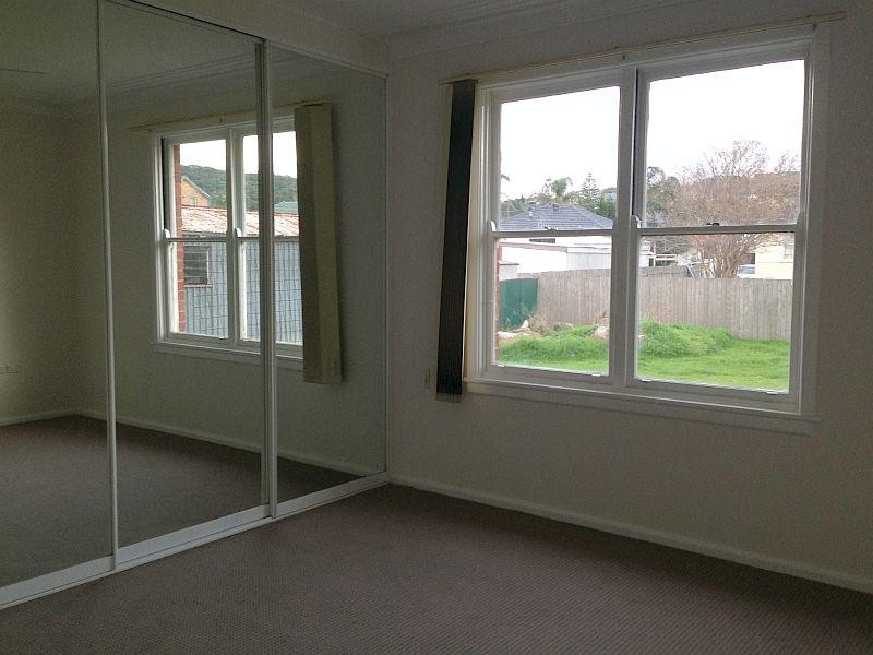 18 Burke Way, Berkeley NSW 2506