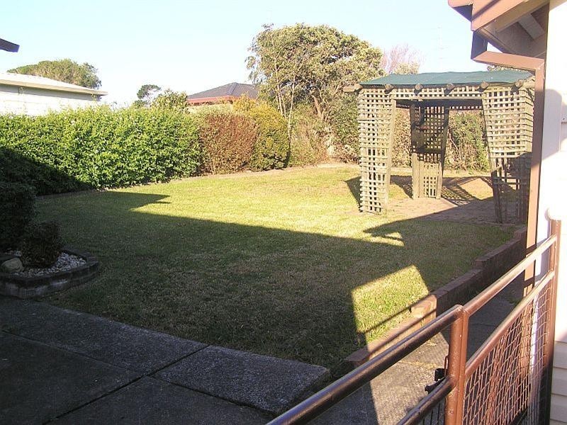 60 Queen Street, Warilla NSW 2528