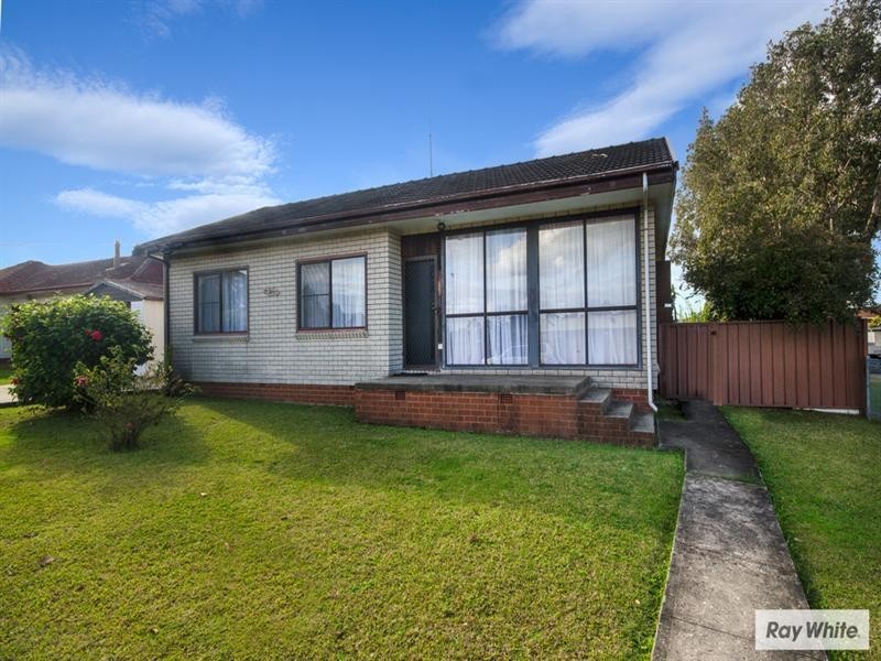 25 Craig Crescent, Dapto NSW 2530