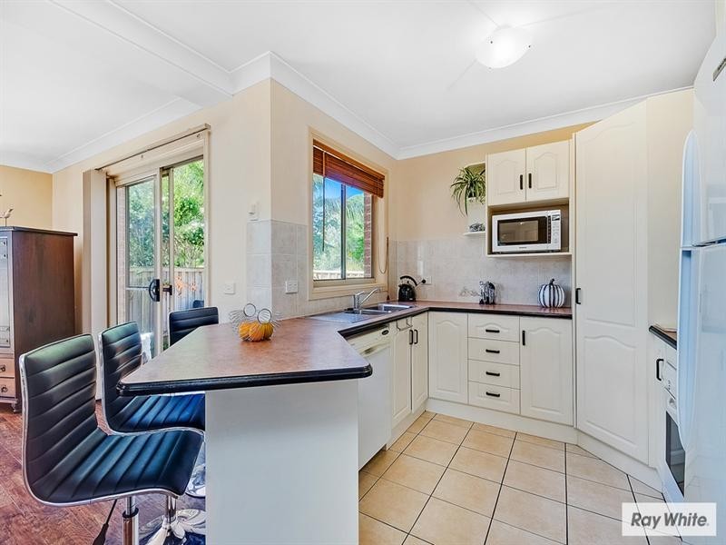 1/2 Iluka Avenue, Barrack Point NSW 2528