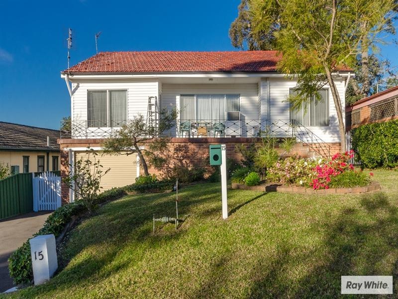 15 Burrell Crescent, Dapto NSW 2530
