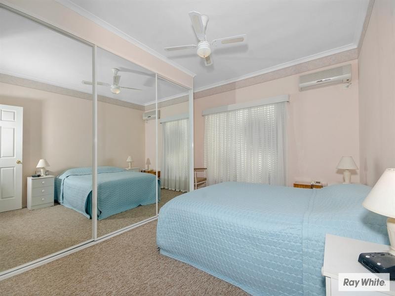 15 Burrell Crescent, Dapto NSW 2530