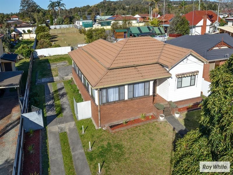 145 Princes Highway, Dapto NSW 2530