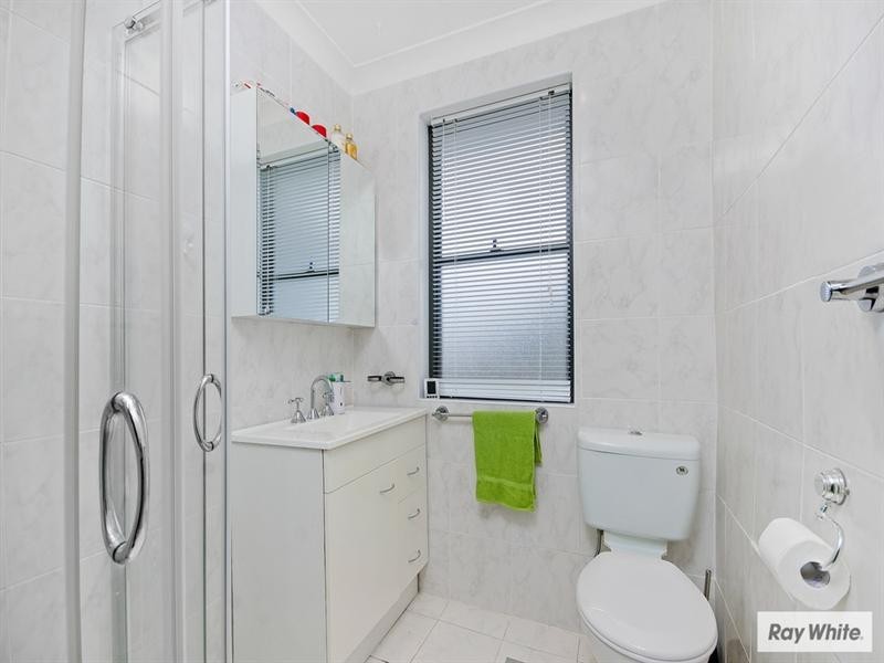 6 Aldinga Avenue, Koonawarra NSW 2530