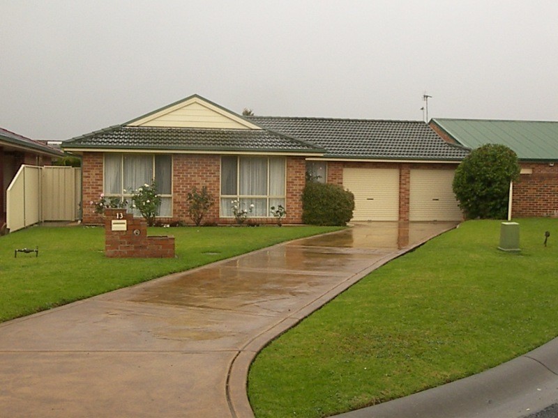 13 Marie Place, Horsley NSW 2530