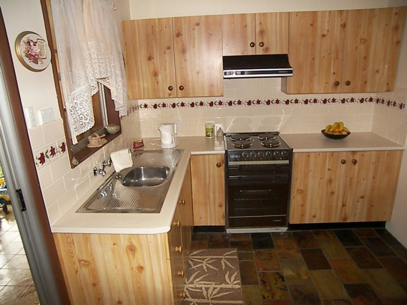 8 Alcoomie Crescent, Dapto NSW 2530