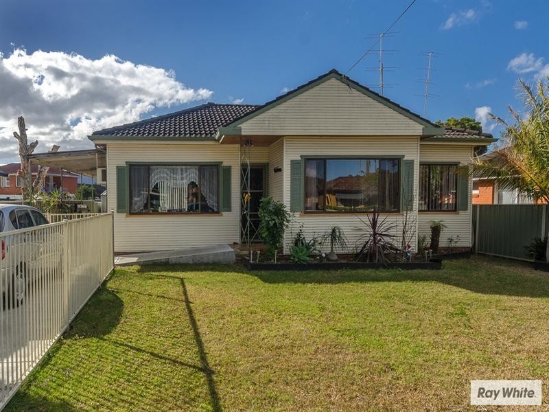 43 Craig Crescent, Dapto NSW 2530