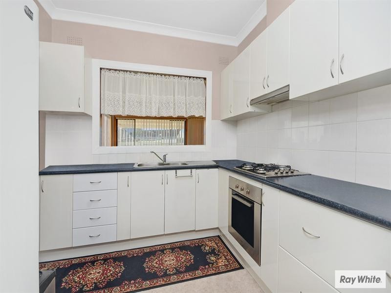 43 Craig Crescent, Dapto NSW 2530
