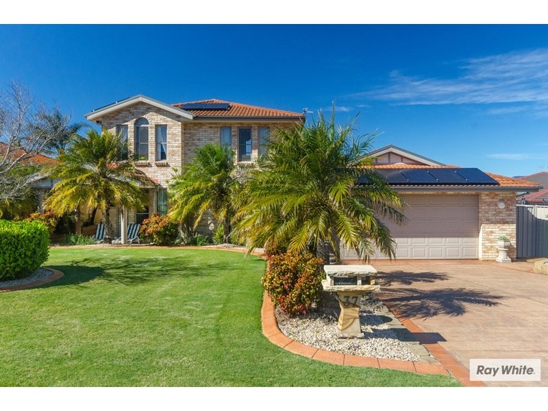 37 Lucas Drive, Horsley NSW 2530