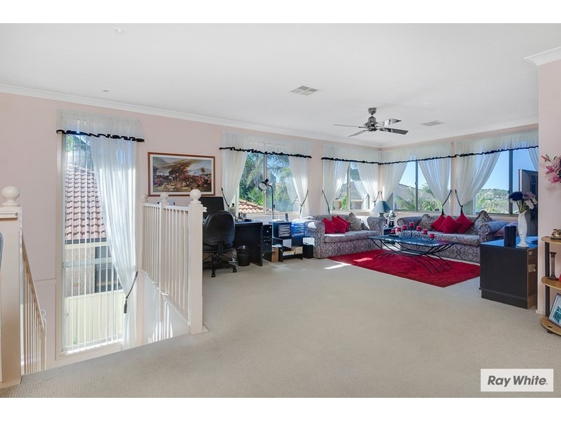 37 Lucas Drive, Horsley NSW 2530