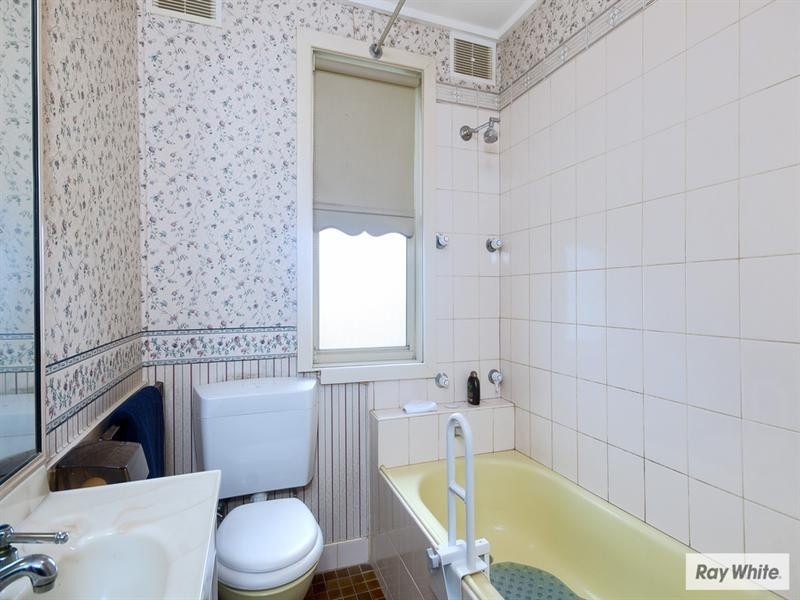 502 Northcliffe Drive, Berkeley NSW 2506