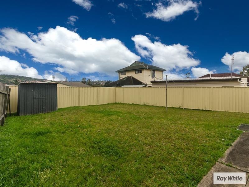 502 Northcliffe Drive, Berkeley NSW 2506