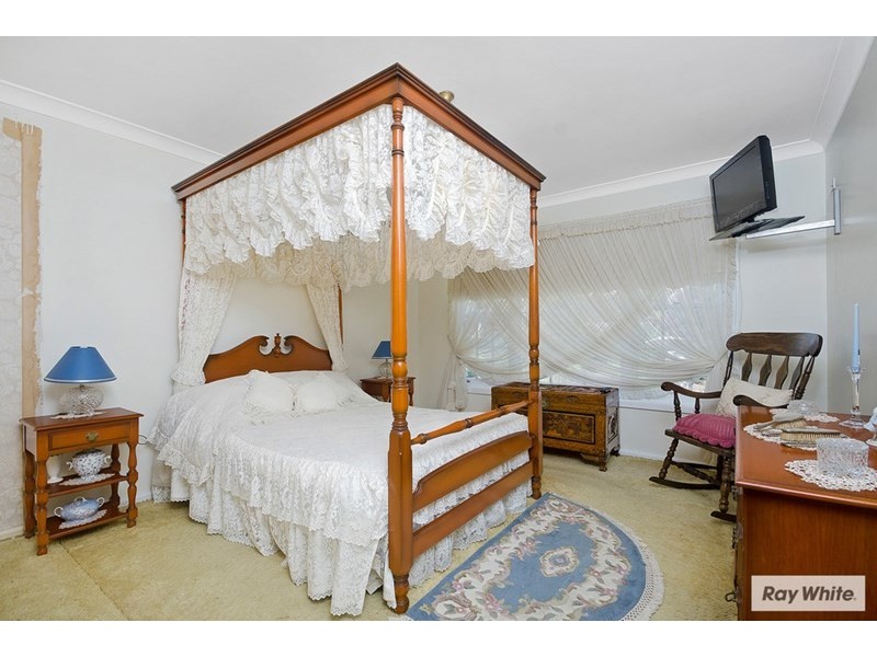 19 Burrell Crescent, Dapto NSW 2530