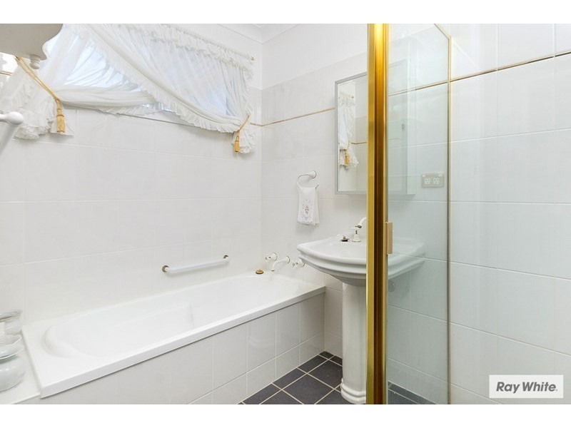 19 Burrell Crescent, Dapto NSW 2530