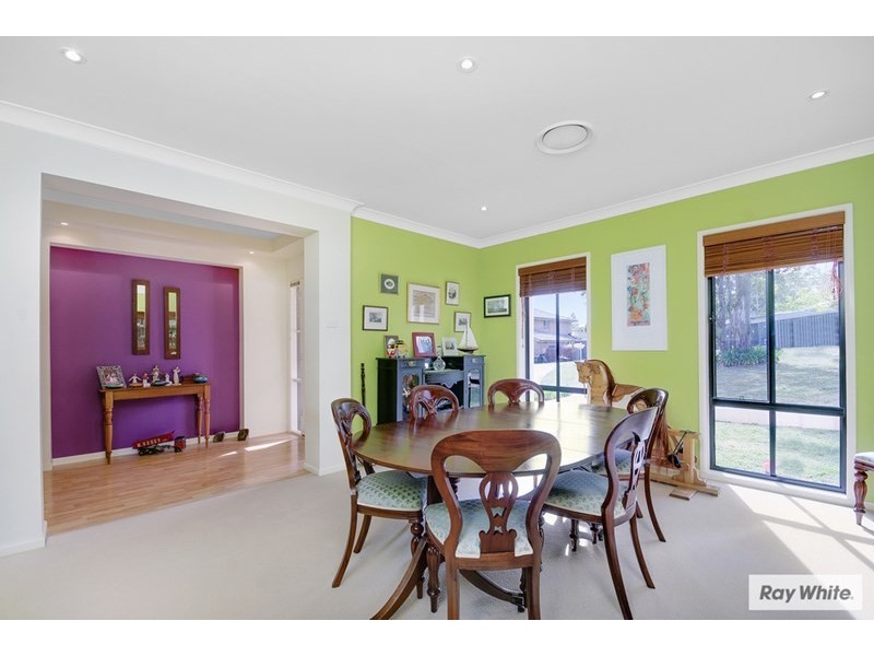 42 Mundoonen Crescent, Horsley NSW 2530