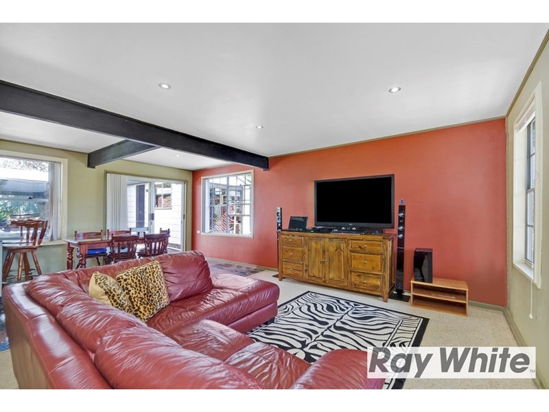 35 Churinga Circle, Koonawarra NSW 2530