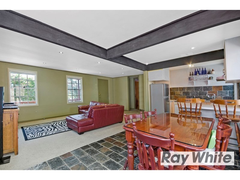 35 Churinga Circle, Koonawarra NSW 2530